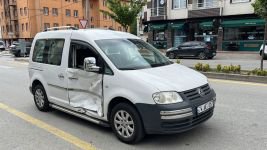 CİP İLE HAFİF TİCARİ ARAÇ ÇARPIŞTI: 1 YARALI
