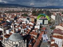 DURAK’IN POSTERİ BELEDİYENİN ÜZERİNDE UÇURULDU 