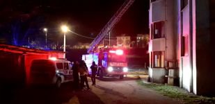 GECE SAATLERİNDE KORKUTAN YANGIN