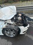 HURDAYA  DÖNEN OTOMOBİLDEN BURNU BİLE KANAMADAN ÇIKTI