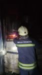 ODUNLUKTA ÇIKAN YANGININ ALEVLERİ GECEYİ AYDINLATTI