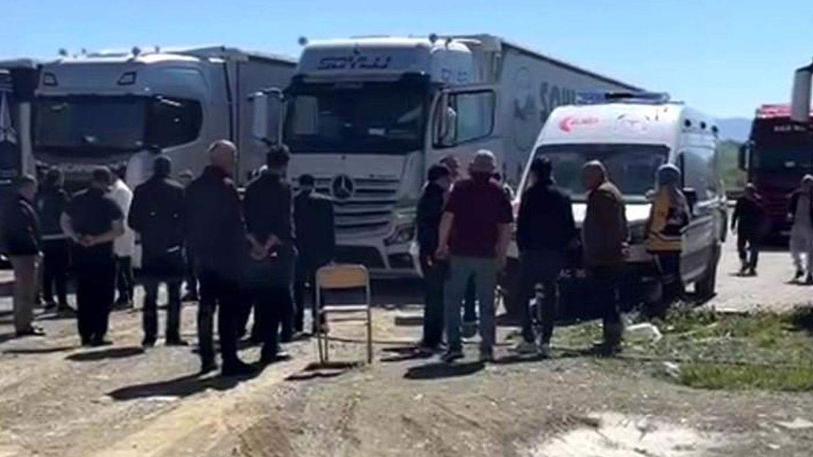 HAYVAN PAZARINA GİDECEKLERDİ… 22 YAŞINDAKİ GENÇ DİNLENME TESİSİNDE ÖLÜ BULUNDU
