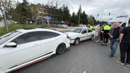BOLU’DA “HER HAFTA 3-4 KAZA OLUYOR” DENİLEN KAVŞAKTA YİNE KAZA: 1 YARALI